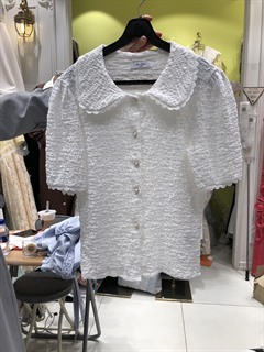 探索全球服装实拍图库 从市场实景到展会零售的视角
